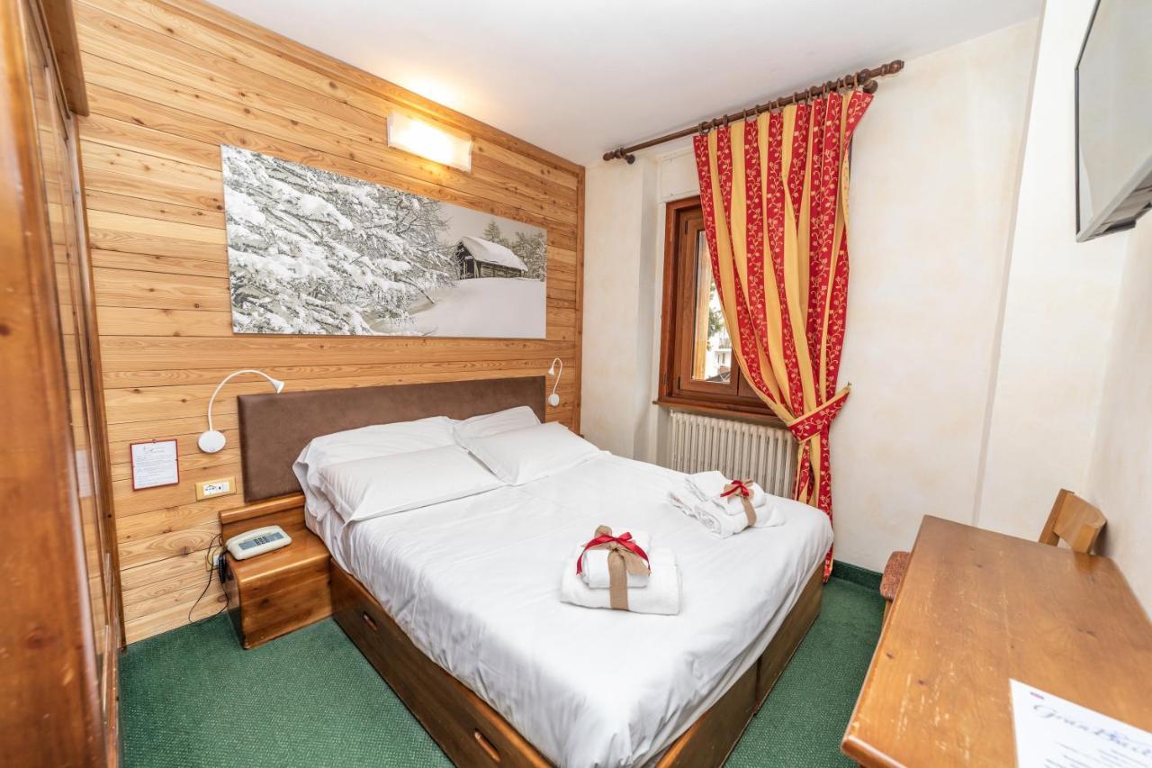 Hotel Gran Baita Sauze D'Oulx Ngoại thất bức ảnh